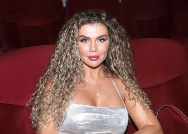 Анна Седокова: от «ВИА Гры» до сольной карьеры и общественной позиции