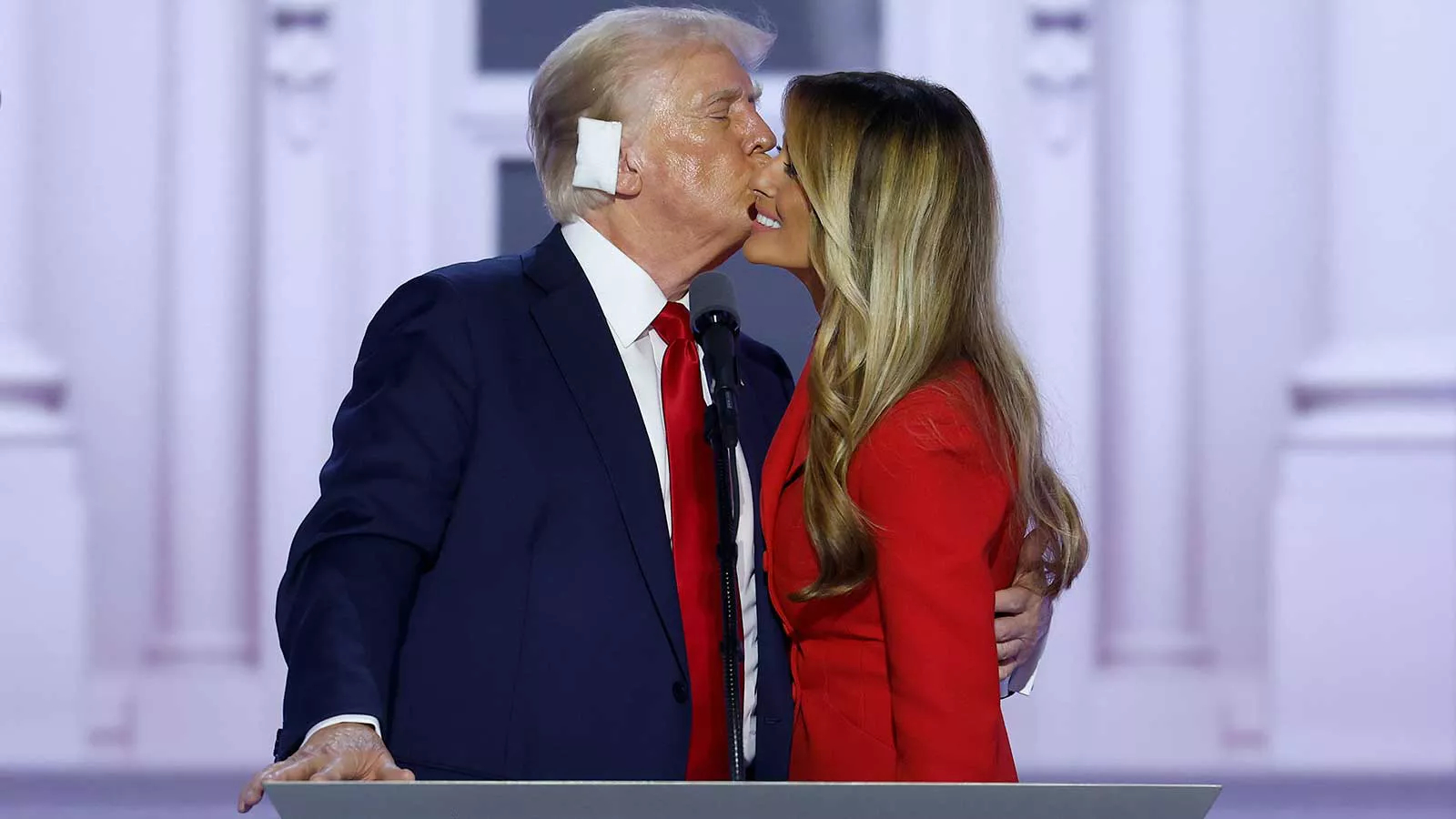 Мелания Трамп — краткая биография, образ и публичная роль