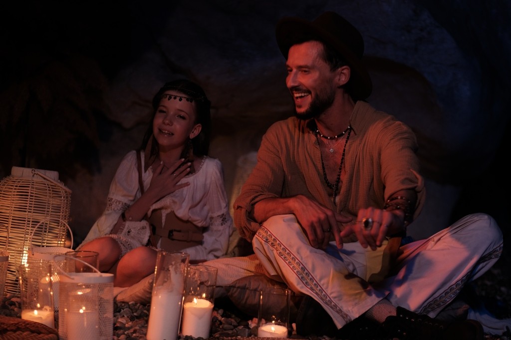 Танець двох світів: SERAFÝN і ALBINA екранізували пісню «Шлях»