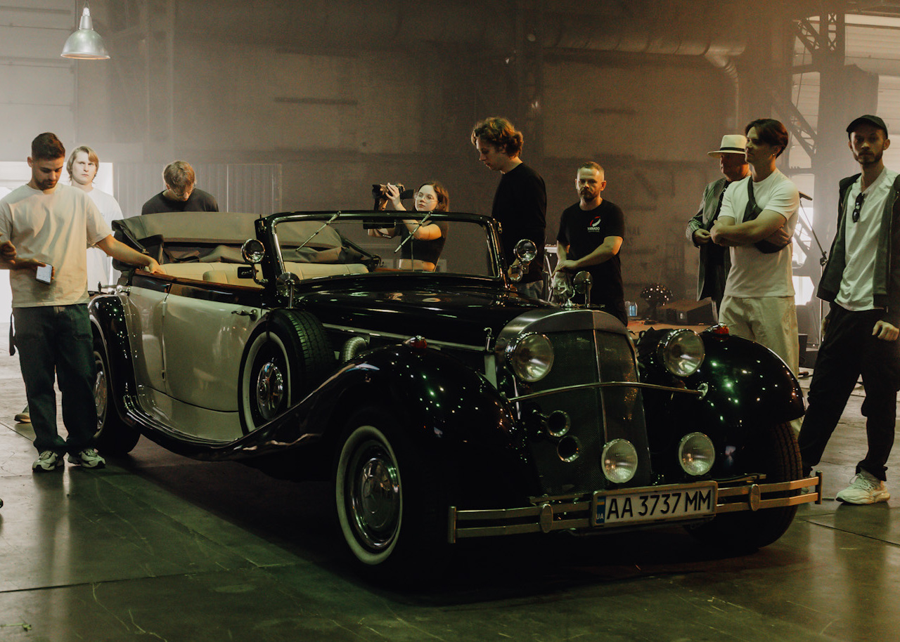 Schmalgauzen розкрив таємну вокалістку в пісні “Судно Коельо”