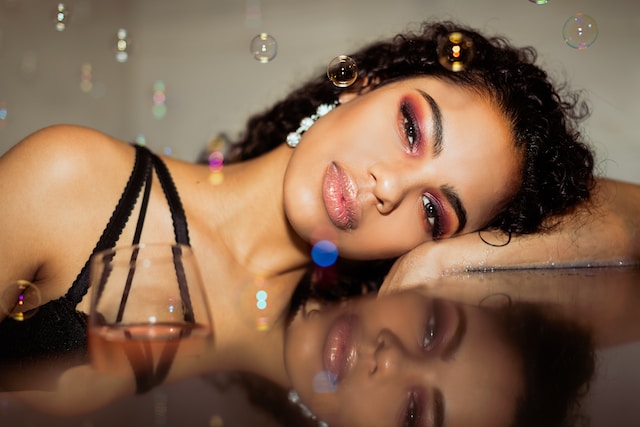 7 кроків до створення ідеального макіяжу для особливих подій