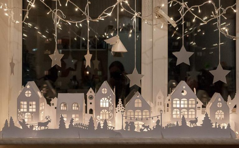 З паперових трафаретів