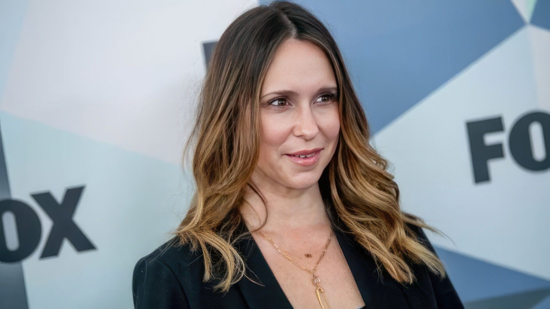 Дженнифер Лав Хьюитт в 2025 году