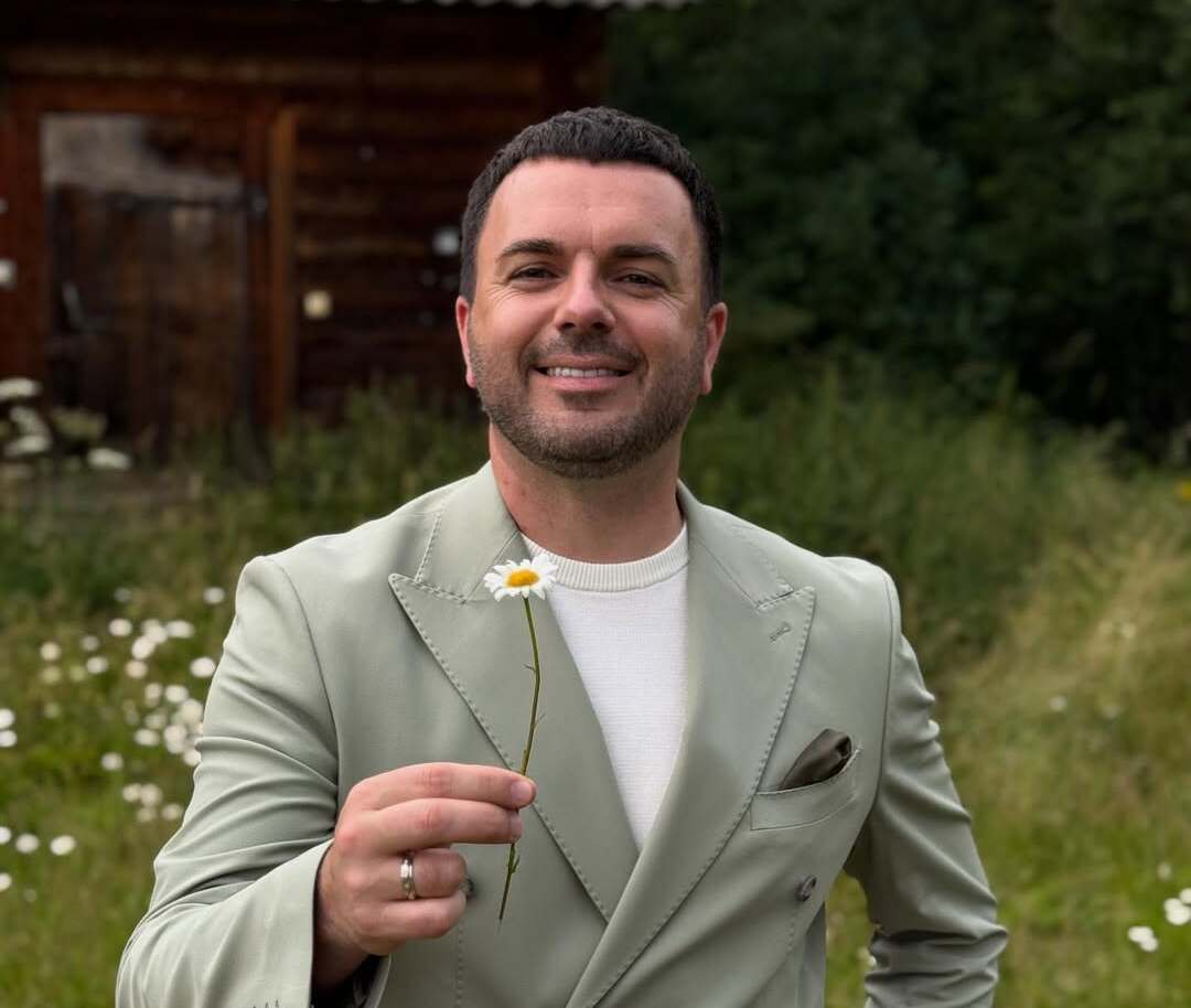 Дружина ведучого “Холостяка” розповіла, ким він був до неї