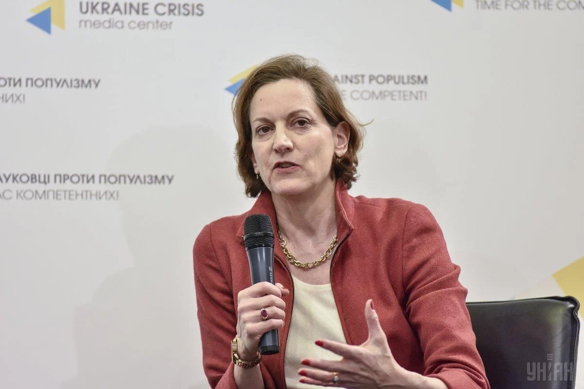 Энн Эпплбаум 1