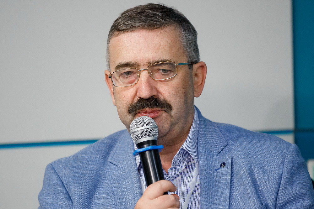 Лев Матвеев