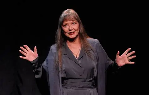 Марина Влади: как выглядит сегодня, личная жизнь, карьера, критика и отношение к войне