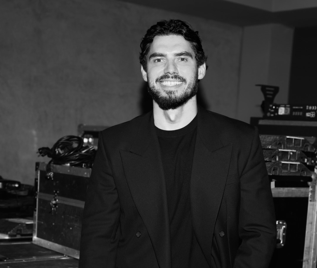 Нікіта Добринін показав прес після репетицій “Танці з зірками”