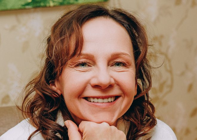 Зірка серіалу “Обмежено придатні” причетна до легендарного “Один вдома”