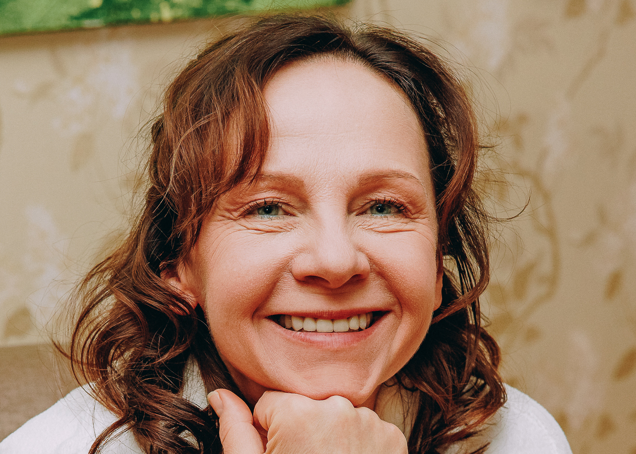 Зірка серіалу “Обмежено придатні” причетна до легендарного “Один вдома”