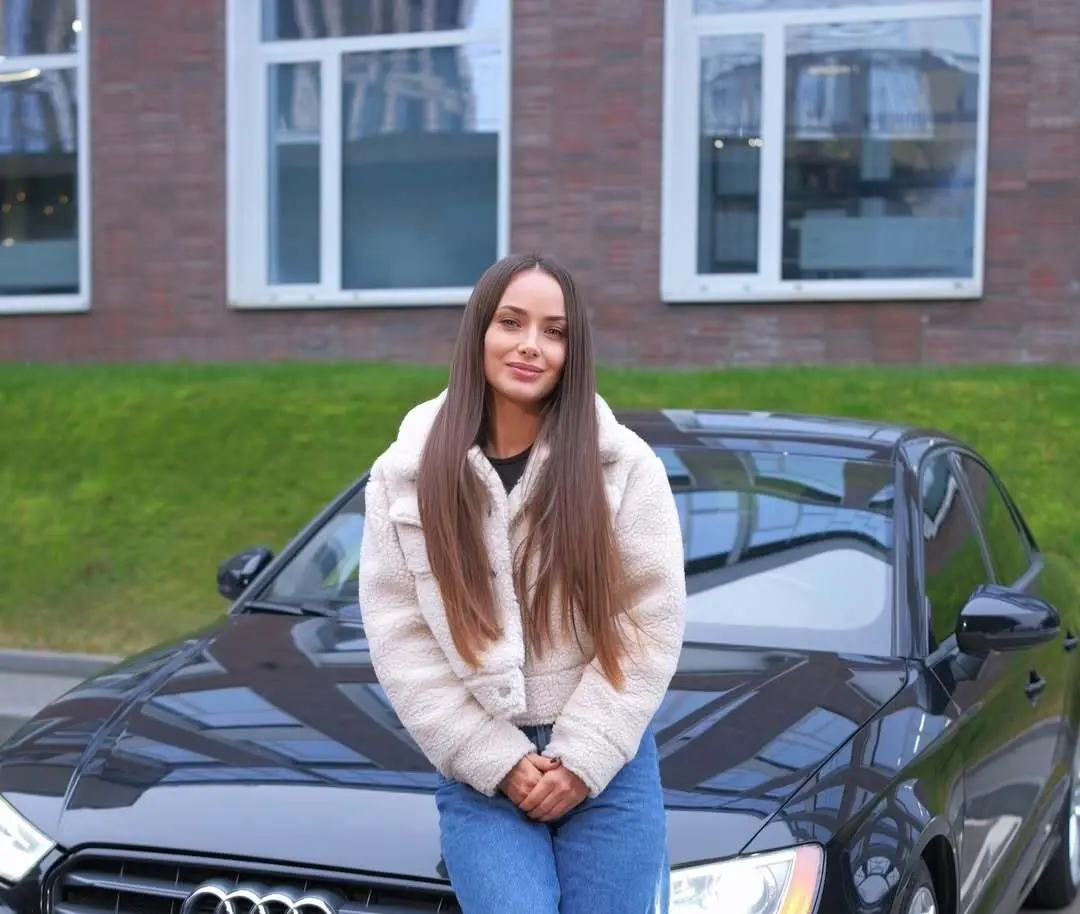 Ксенія Мішина показала, як приготувати солодку галету