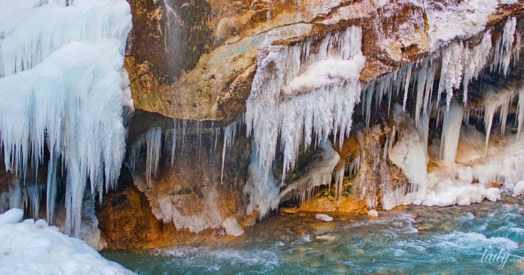 Гороскоп на 30 січня для всіх знаків зодіаку: день, коли зустріч із минулим матиме важливий сенс