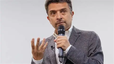 Александр Архангельский