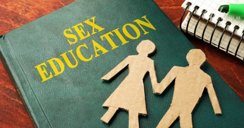 Чому деякі люди не займаються сексом: генетика та поведінка