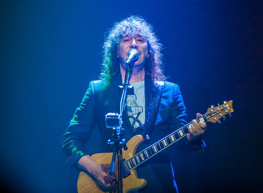 Владимир Кузьмин сейчас: как выглядит музыкант, личная жизнь, карьера, критика и молчание о войне в Украине