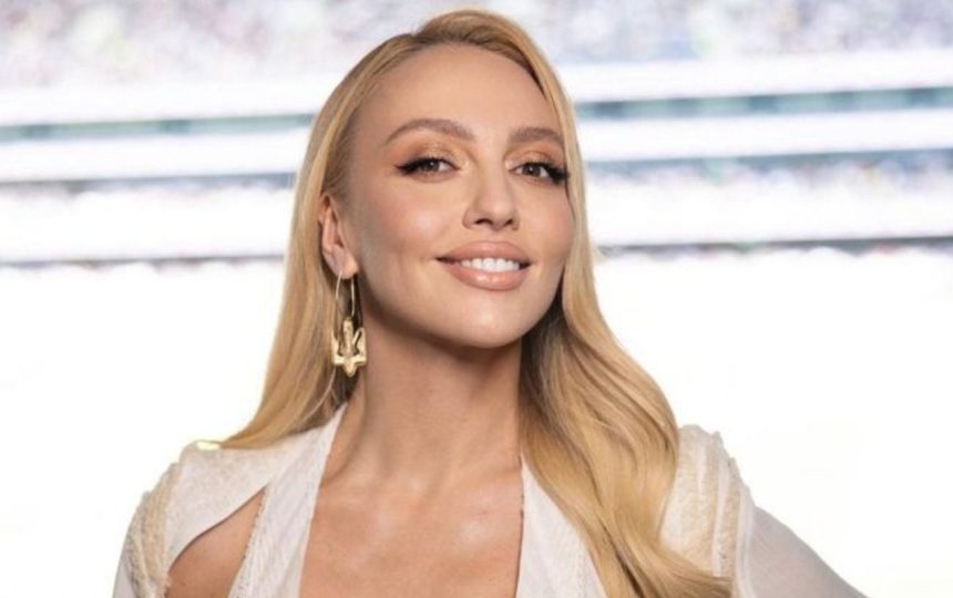 Оля Полякова Фигура: секреты стройности и образ жизни певицы
