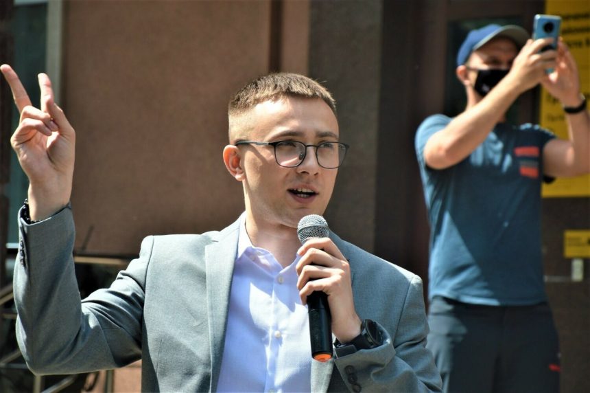 Хто Такий Стерненко: біографія, діяльність і вплив