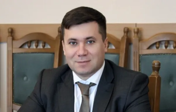 Андрій Вітренко Батьки: биография, семья и путь в карьере