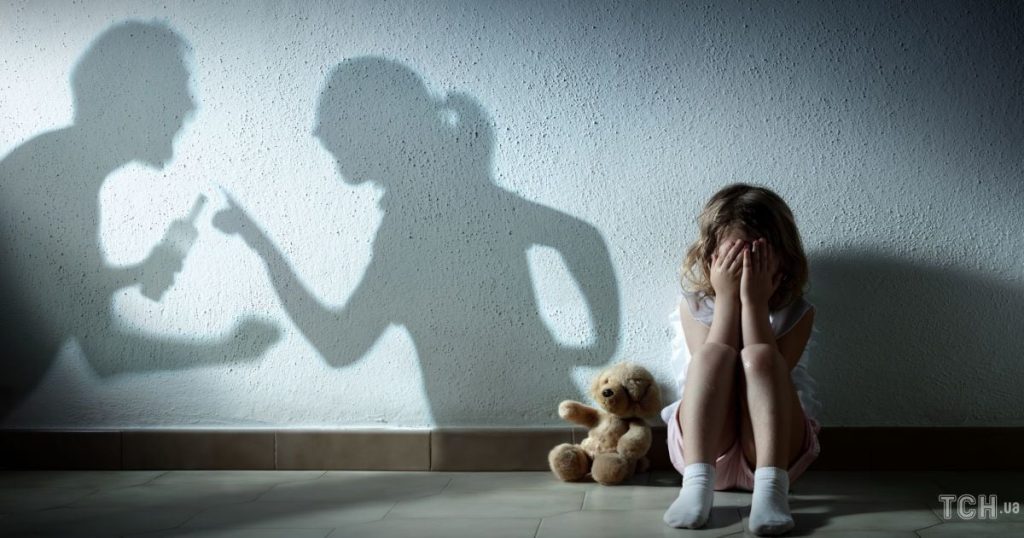 Битва колишніх: як заради дитини миритися з рішенням щодо школи, яке вам не подобається